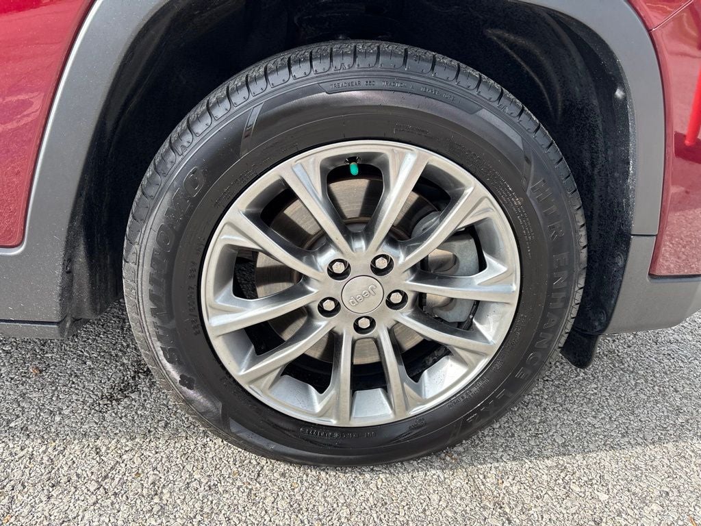 2020 Jeep Cherokee Lux
