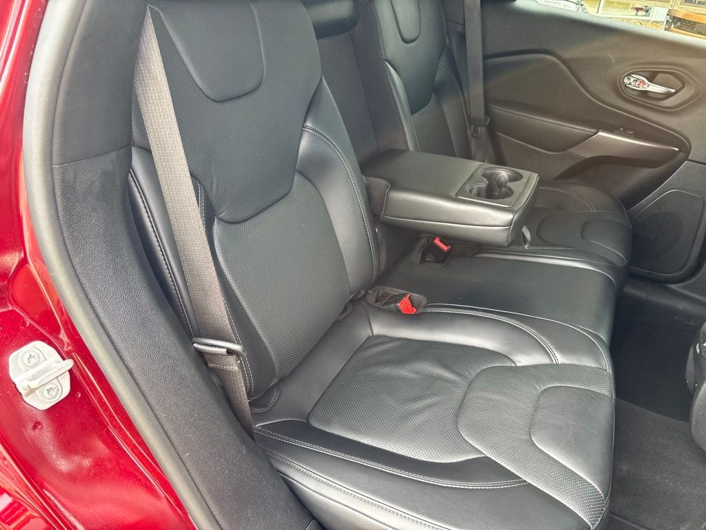 2020 Jeep Cherokee Lux