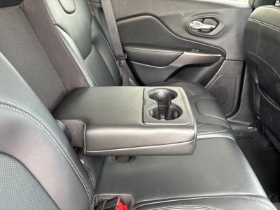 2020 Jeep Cherokee Lux