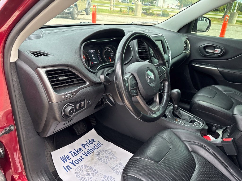 2020 Jeep Cherokee Lux