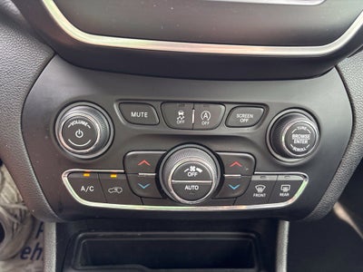 2020 Jeep Cherokee Lux