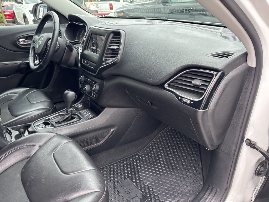 2019 Jeep Cherokee Altitude