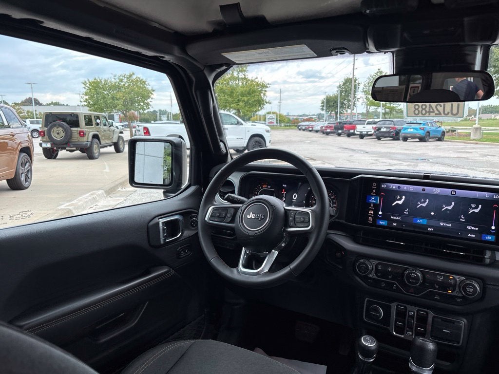 2025 Jeep Wrangler Sahara