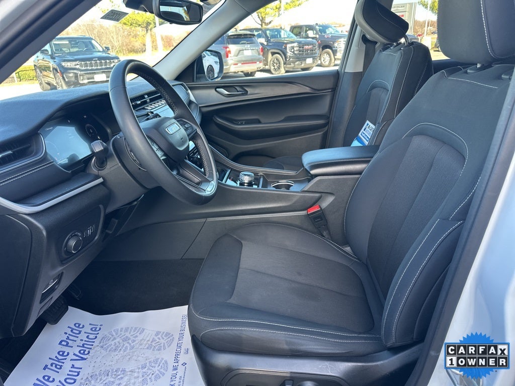 2024 Jeep Grand Cherokee Laredo