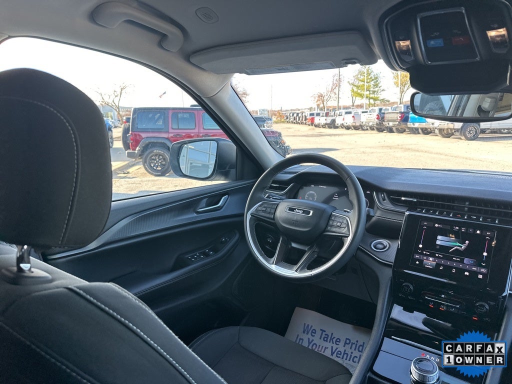 2024 Jeep Grand Cherokee Laredo