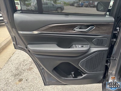 2025 Jeep Grand Cherokee Overland