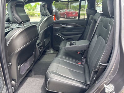 2025 Jeep Grand Cherokee Overland