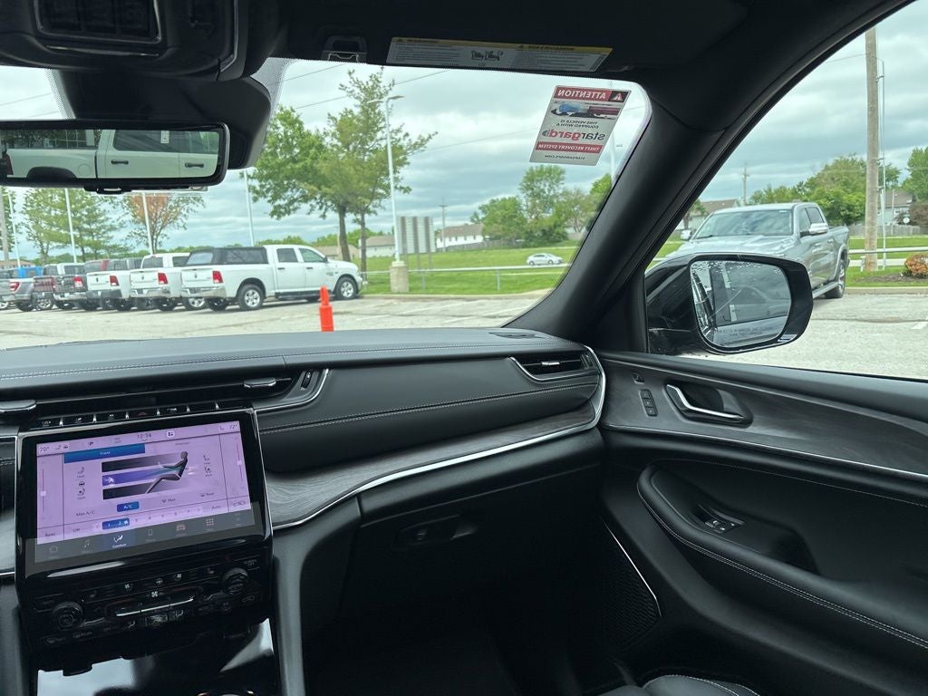 2025 Jeep Grand Cherokee Overland