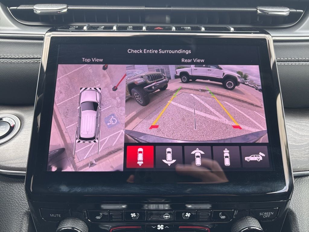 2025 Jeep Grand Cherokee Overland