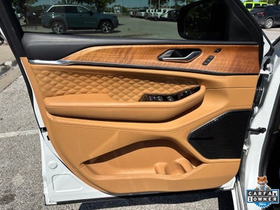 2024 Jeep Grand Cherokee Summit