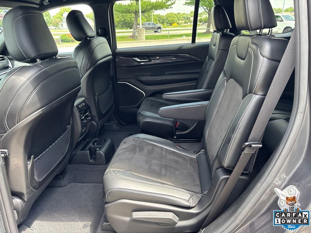 2021 Jeep Grand Cherokee L Altitude