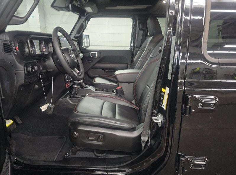 2025 Jeep Wrangler Rubicon X