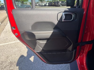 2025 Jeep Wrangler Sahara 4xe