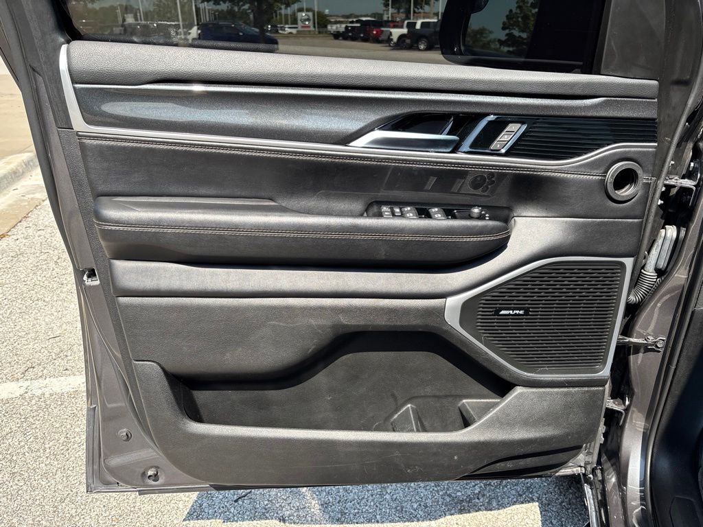 2023 Jeep Wagoneer L Series I 4x4
