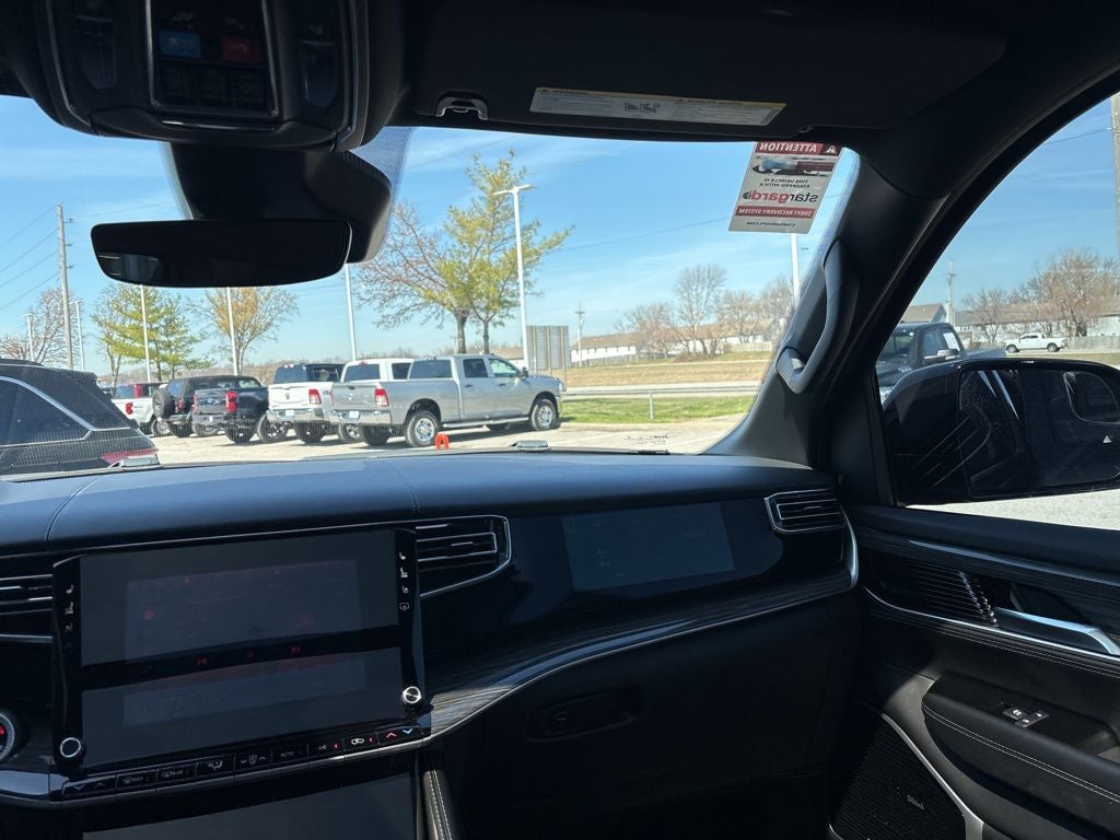 2022 Jeep Wagoneer Series III