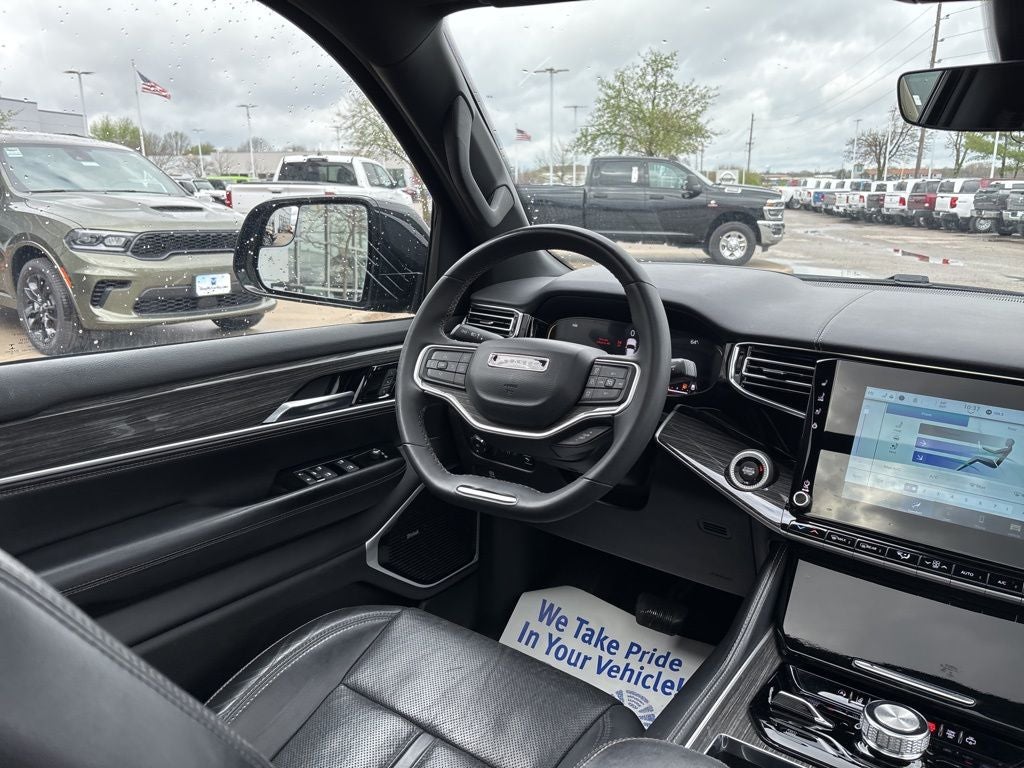 2022 Jeep Wagoneer Series III