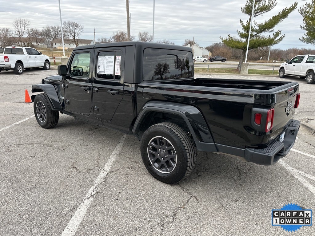 2023 Jeep Gladiator Overland