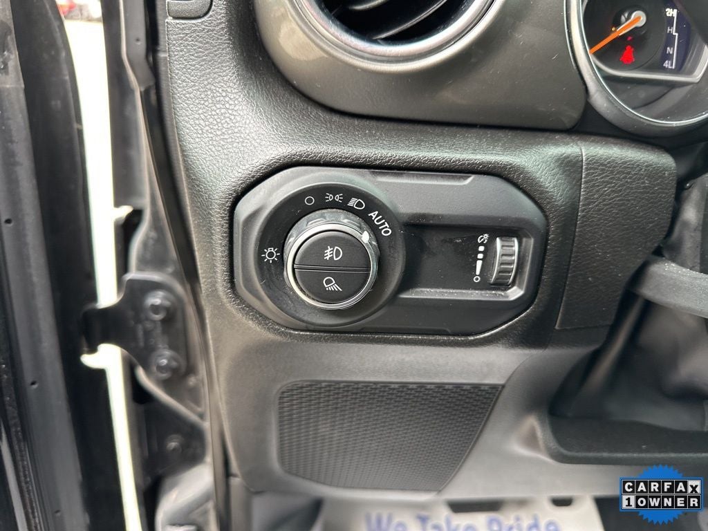 2023 Jeep Gladiator Overland