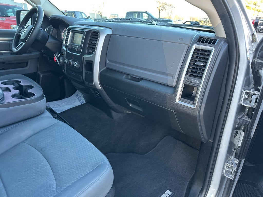 2017 RAM 1500 SLT