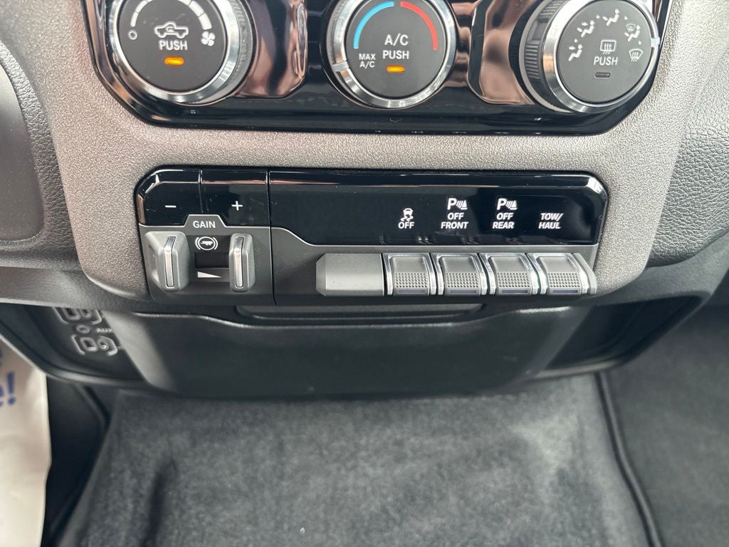 2025 RAM 1500 Tradesman