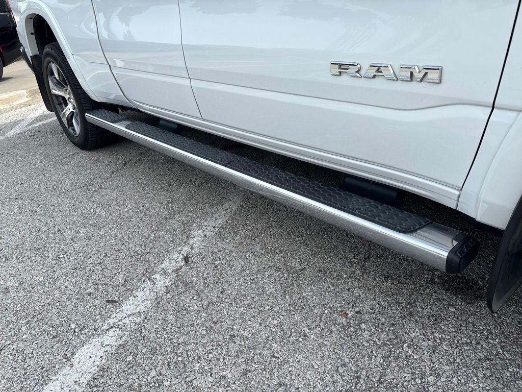 2020 RAM 1500 Laramie Quad Cab 4x4 6'4' Box