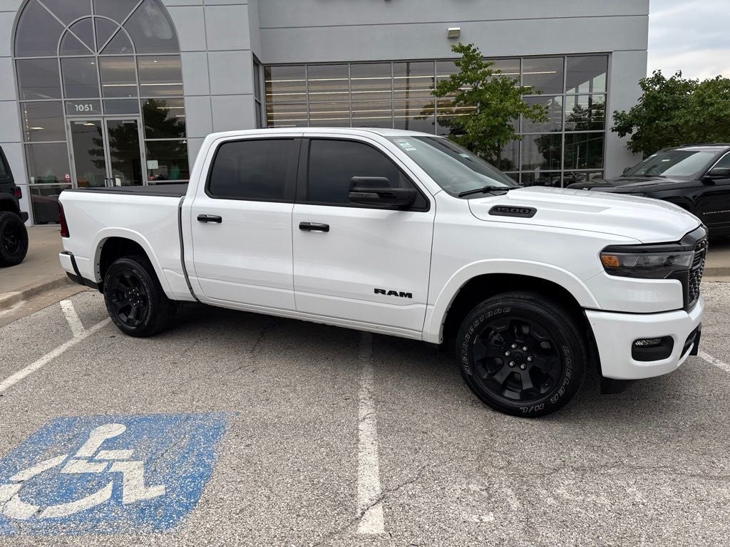 2025 RAM 1500 Big Horn Crew Cab 4x4 5'7' Box