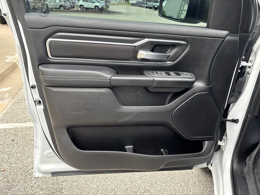 2025 RAM 1500 Big Horn Crew Cab 4x4 5'7' Box