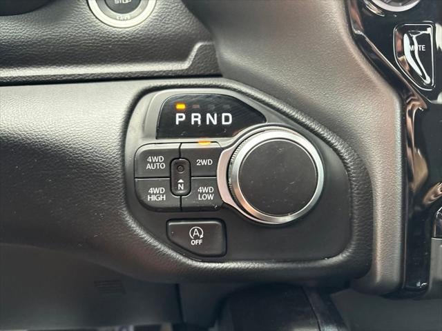2025 RAM 1500 Big Horn Crew Cab 4x4 5'7' Box