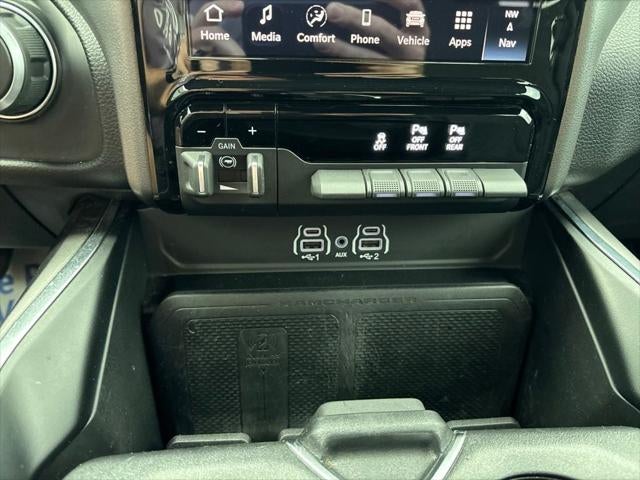 2025 RAM 1500 Big Horn Crew Cab 4x4 5'7' Box