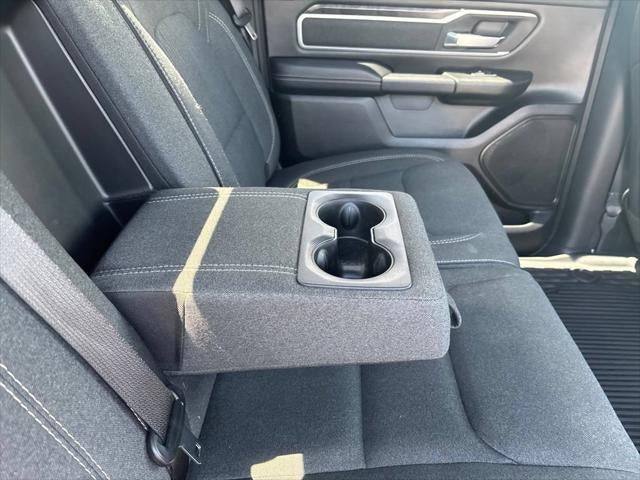 2020 RAM 1500 Big Horn Crew Cab 4x4 5'7' Box