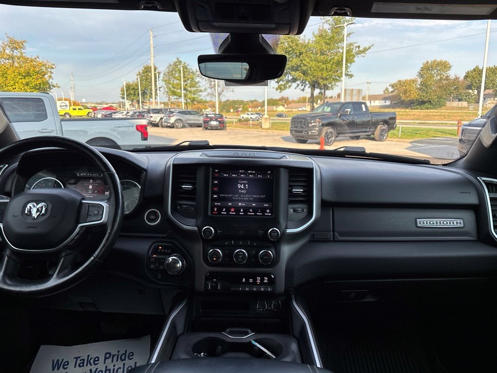 2020 RAM 1500 Big Horn Crew Cab 4x4 5'7' Box
