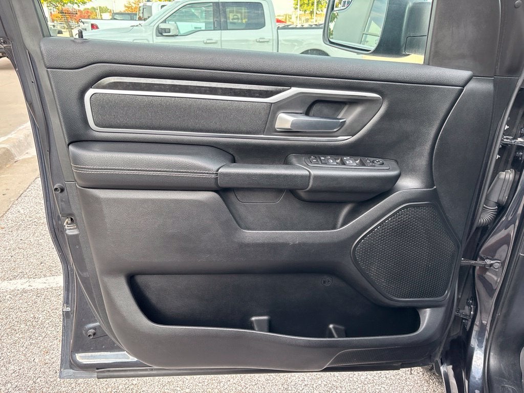 2020 RAM 1500 Big Horn Crew Cab 4x4 5'7' Box