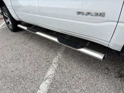 2023 RAM 1500 Laramie Crew Cab 4x4 5'7' Box