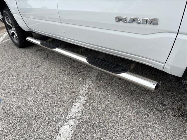 2023 RAM 1500 Laramie Crew Cab 4x4 5'7' Box