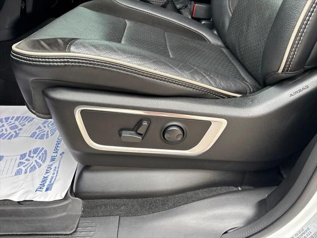 2023 RAM 1500 Laramie Crew Cab 4x4 5'7' Box