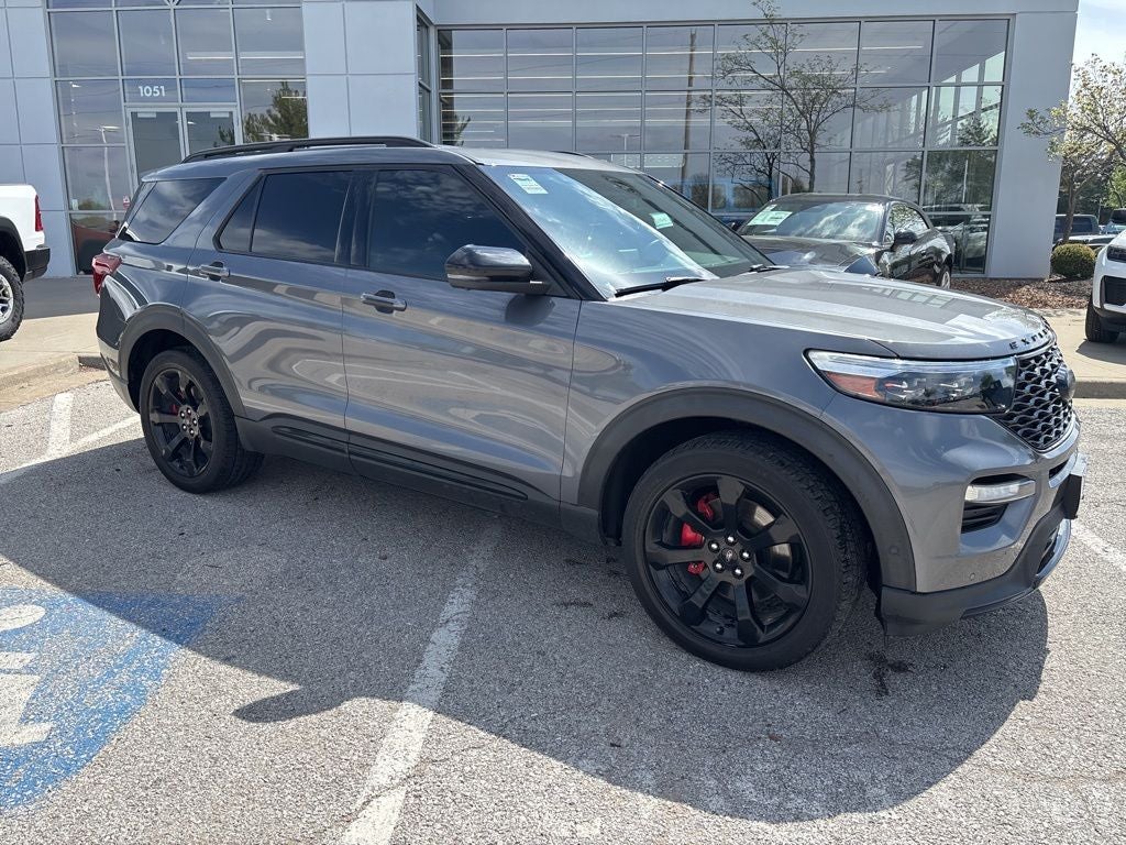 2021 Ford Explorer ST