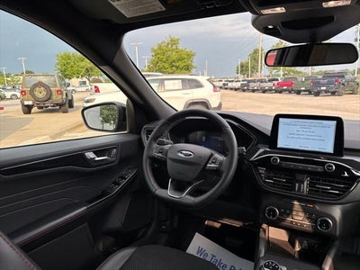 2025 Ford Escape ST-Line Select