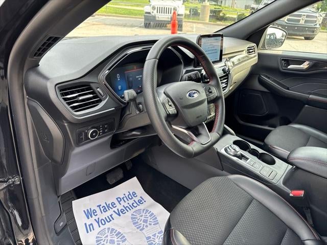2025 Ford Escape ST-Line Select