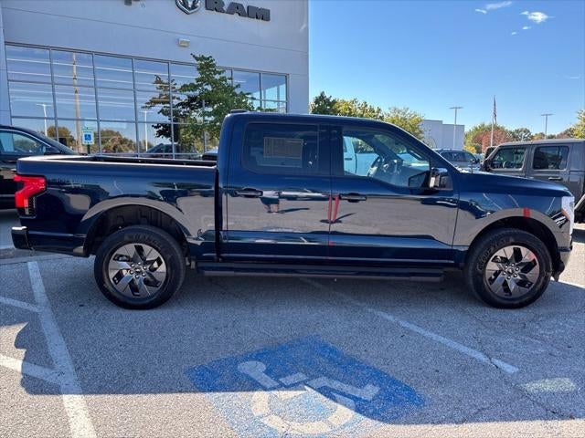2024 Ford F-150 Lightning LARIAT