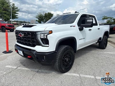 2024 Chevrolet Silverado 2500HD 4WD Crew Cab Standard Bed ZR2
