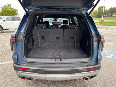2025 Chevrolet Traverse FWD LT