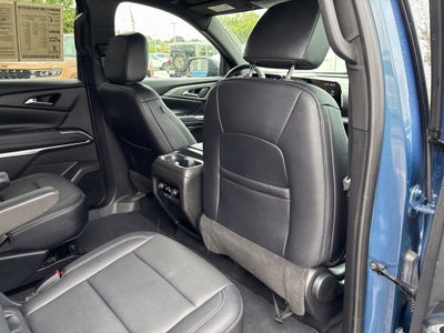 2025 Chevrolet Traverse FWD LT