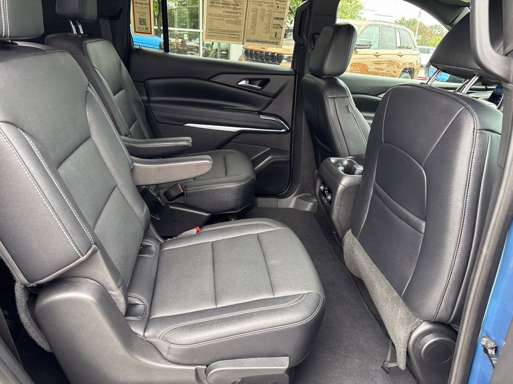 2025 Chevrolet Traverse FWD LT