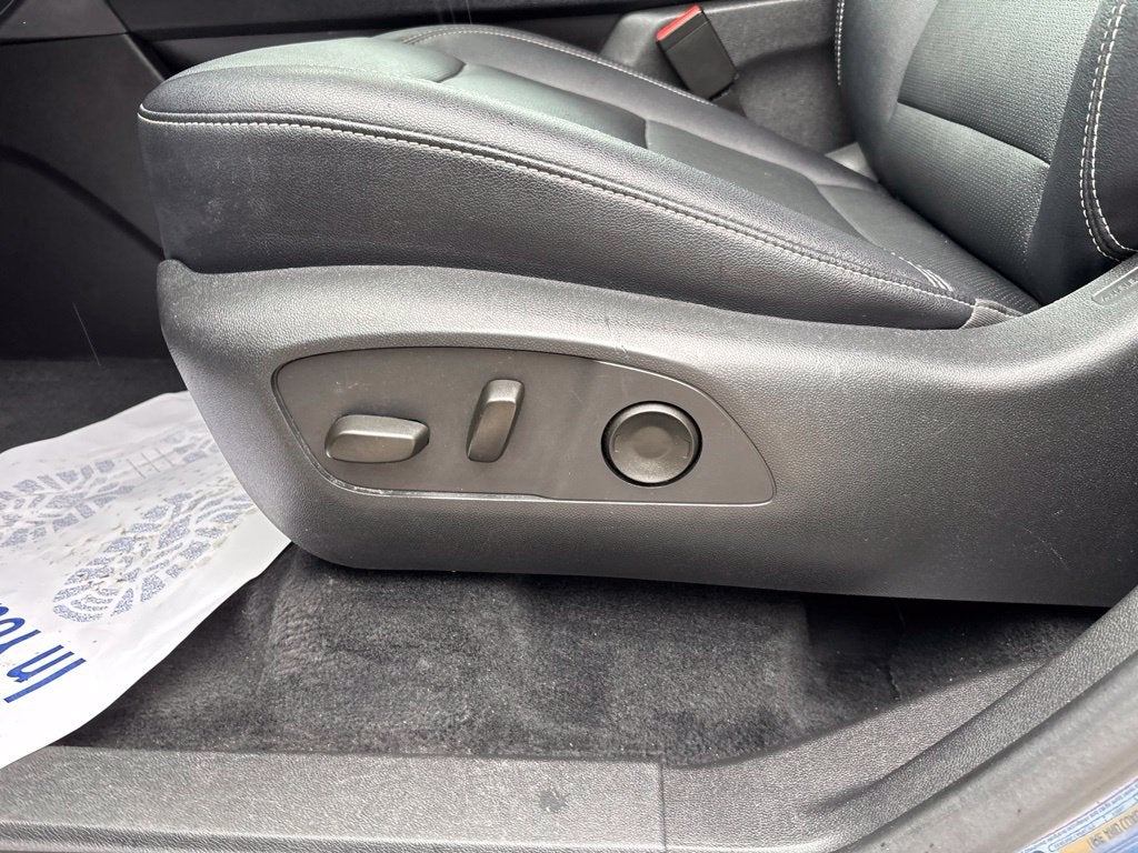 2025 Chevrolet Traverse FWD LT