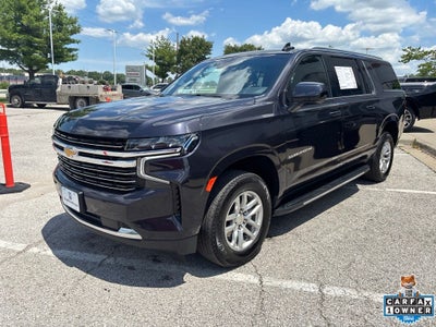 2024 Chevrolet Suburban 4WD LT