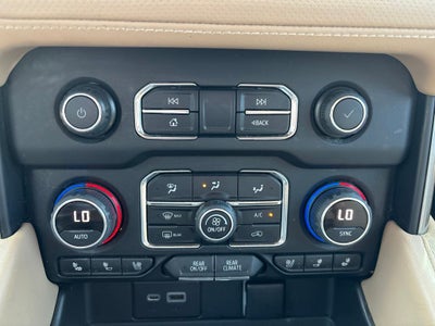 2022 Chevrolet Suburban Premier