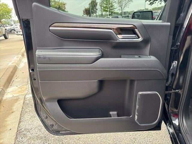2024 GMC Sierra 1500 4WD Crew Cab Short Box Elevation with 3VL