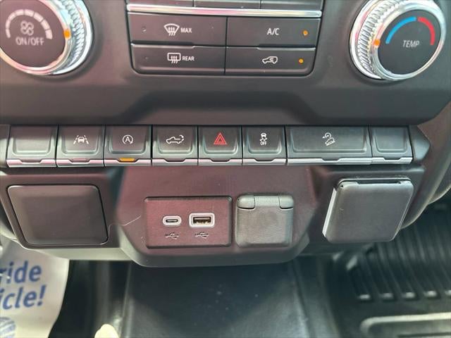 2024 GMC Sierra 1500 4WD Crew Cab Short Box Pro
