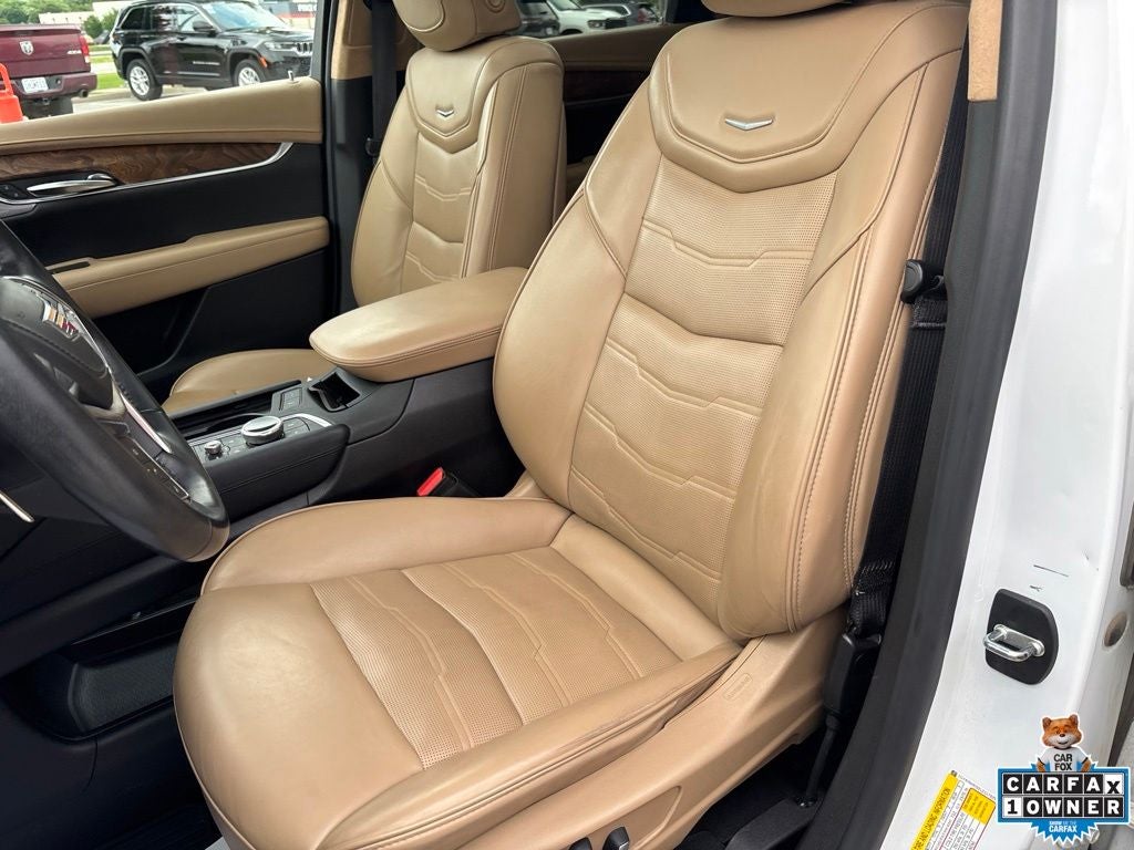 2020 Cadillac XT5 Sport