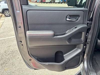 2022 Nissan Frontier Crew Cab PRO-4X 4x4
